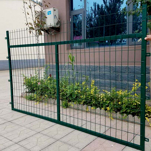 高速鐵路護(hù)欄網(wǎng)-防護(hù)柵欄8002圖片2 高速鐵路護(hù)欄網(wǎng)-防護(hù)柵欄8002圖片2