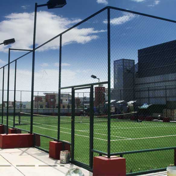 框架球場圍網(wǎng) 日字型圍網(wǎng)施工案例圖片1 框架球場圍網(wǎng) 日字型圍網(wǎng)施工案例圖片1