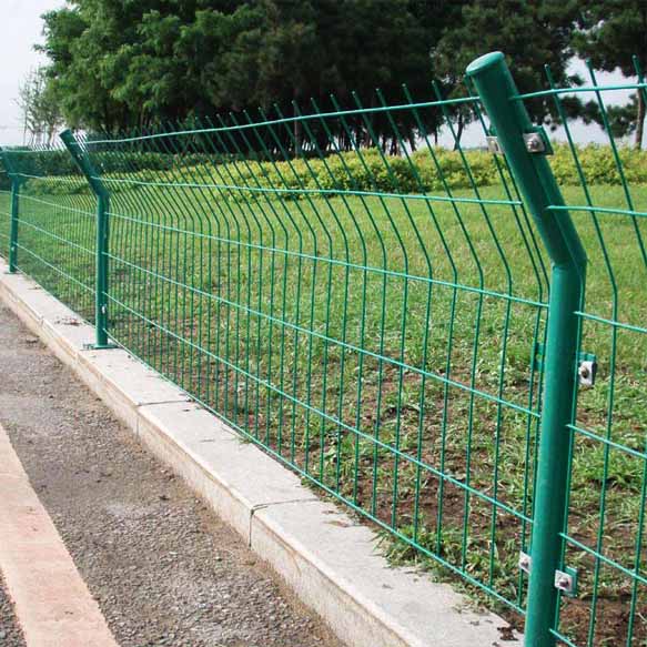 雙邊絲護(hù)欄網(wǎng)施工案例圖片1 雙邊絲護(hù)欄網(wǎng)施工案例圖片1