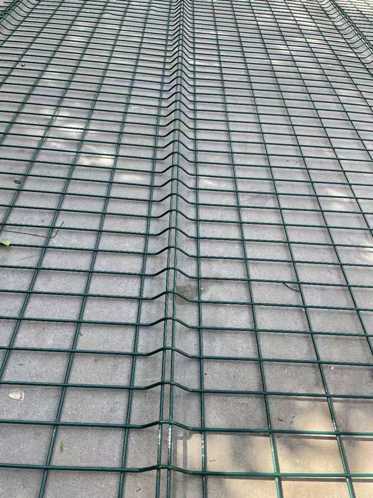 填埋場(chǎng)圍欄網(wǎng)圖片2 填埋場(chǎng)圍欄網(wǎng)圖片2