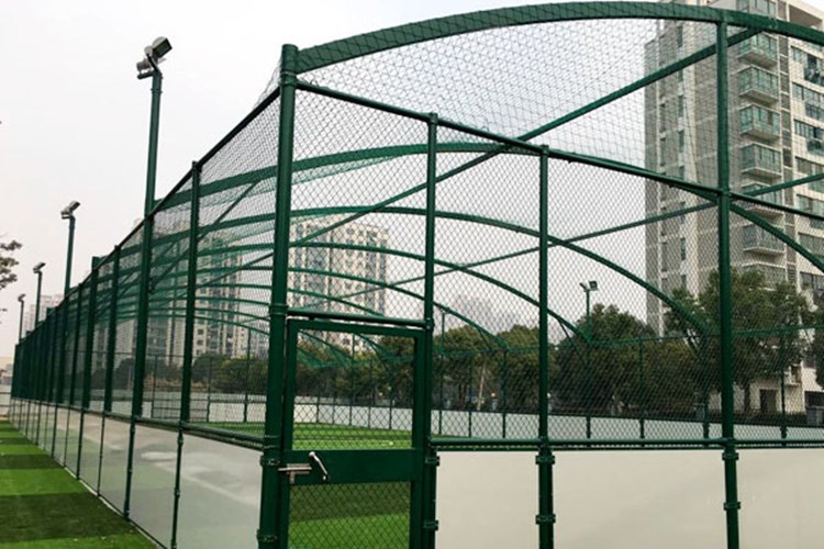 籠式足球圍網(wǎng)圖片1 籠式足球圍網(wǎng)圖片1