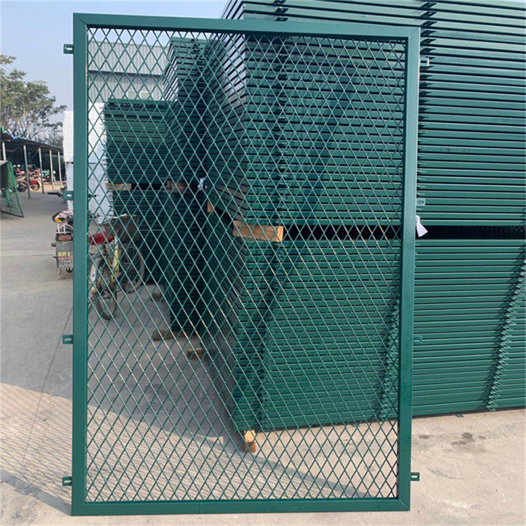 保稅倉庫區(qū)圍網(wǎng)圖片4 保稅倉庫區(qū)圍網(wǎng)圖片4