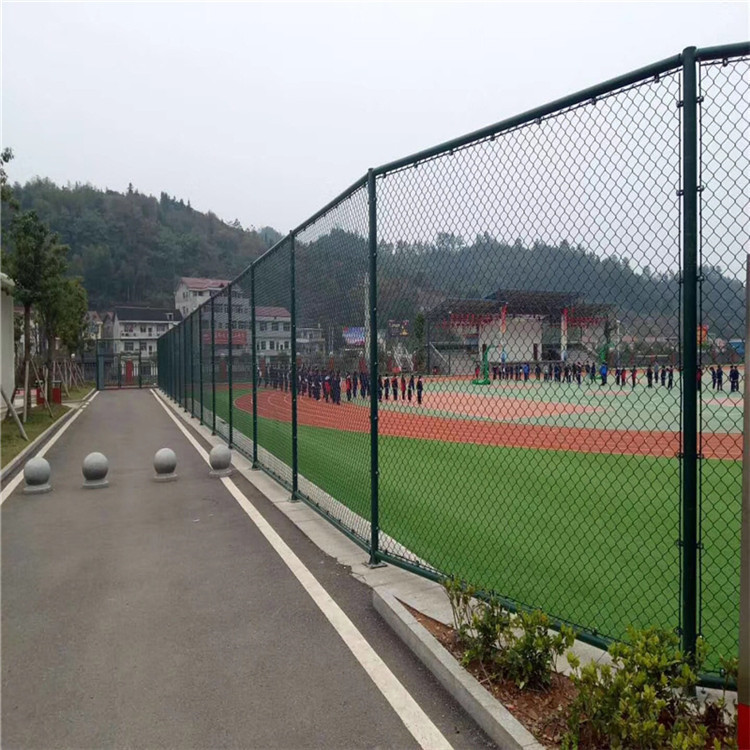 網(wǎng)球場圍網(wǎng)圖片2 網(wǎng)球場圍網(wǎng)圖片2