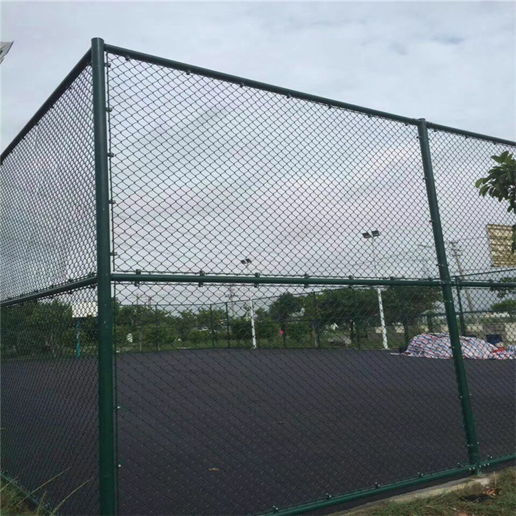 網(wǎng)球場圍網(wǎng)圖片4 網(wǎng)球場圍網(wǎng)圖片4