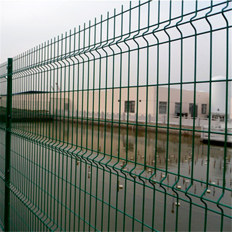 圈地雙邊絲護(hù)欄網(wǎng)圖片2 圈地雙邊絲護(hù)欄網(wǎng)圖片2