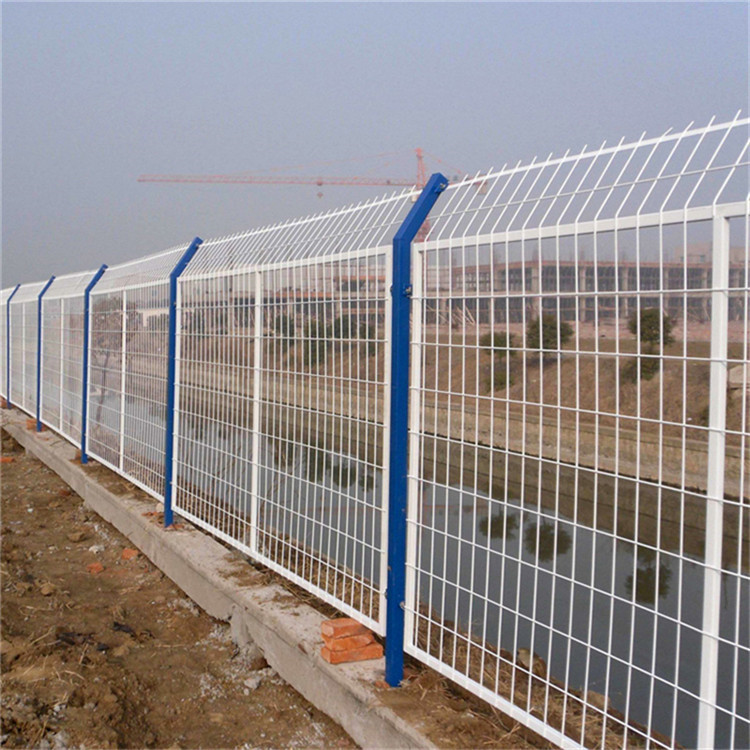 水庫(kù)金屬鋼網(wǎng)圖片4 水庫(kù)金屬鋼網(wǎng)圖片4