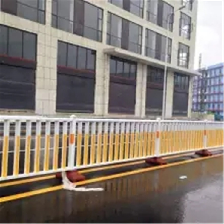 交通市政護(hù)欄圖片3 交通市政護(hù)欄圖片3