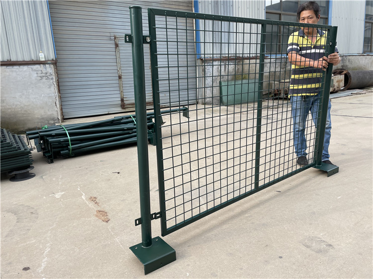 高速公路護欄網(wǎng)圖片3