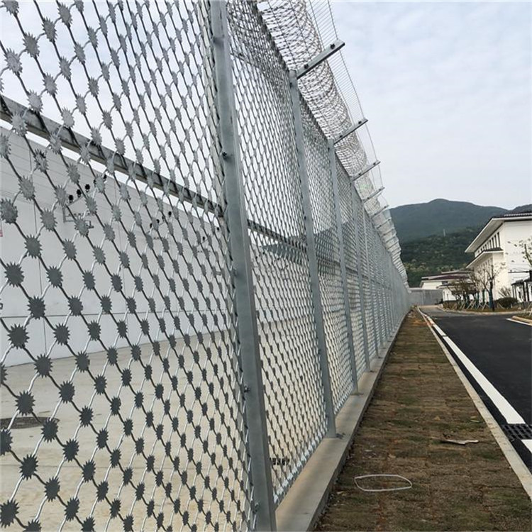 監(jiān)獄鋼網(wǎng)墻圖片3 監(jiān)獄鋼網(wǎng)墻圖片3