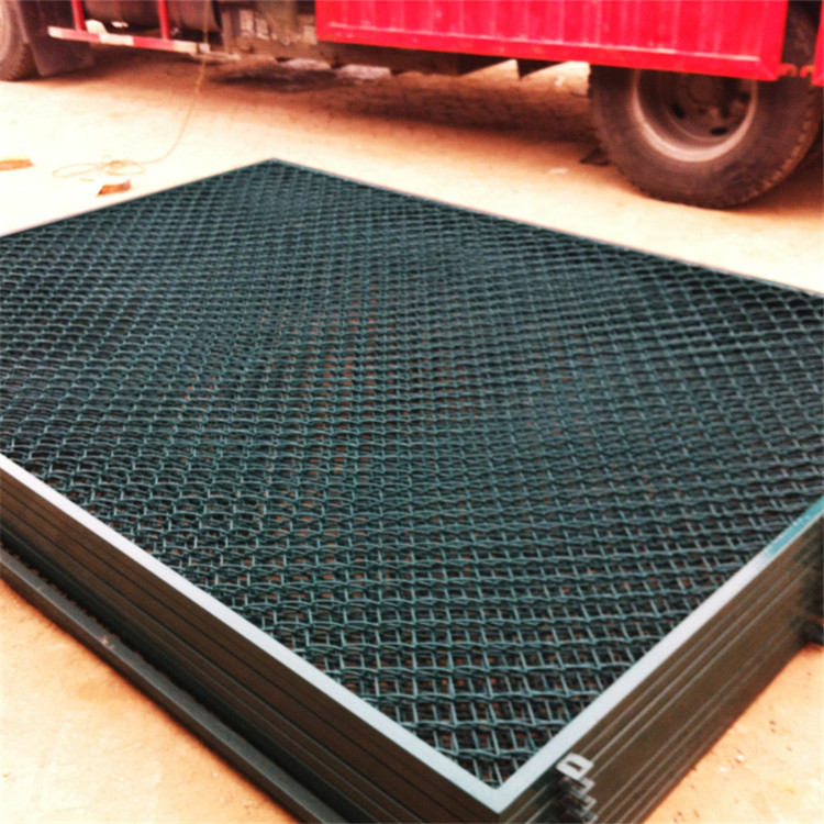 學校球場護欄網(wǎng)圖片3 學校球場護欄網(wǎng)圖片3