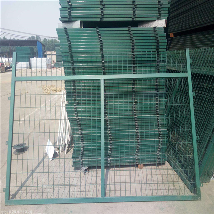 鐵路橋下護(hù)欄網(wǎng)圖片4 鐵路橋下護(hù)欄網(wǎng)圖片4