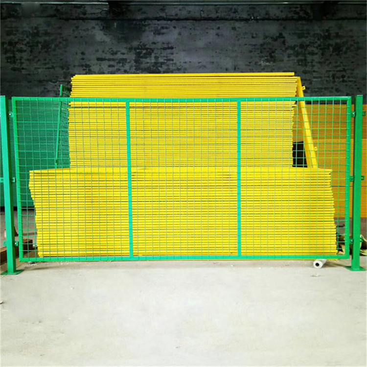 車間隔斷網(wǎng)圖片2 車間隔斷網(wǎng)圖片2