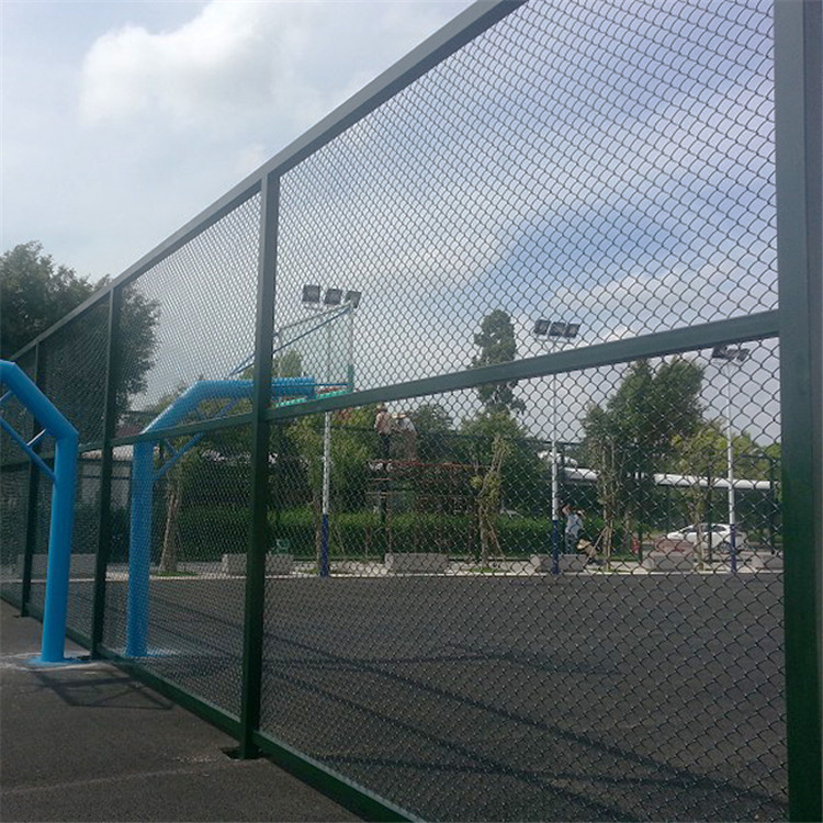 包塑勾花護欄網(wǎng)圖片2 包塑勾花護欄網(wǎng)圖片2