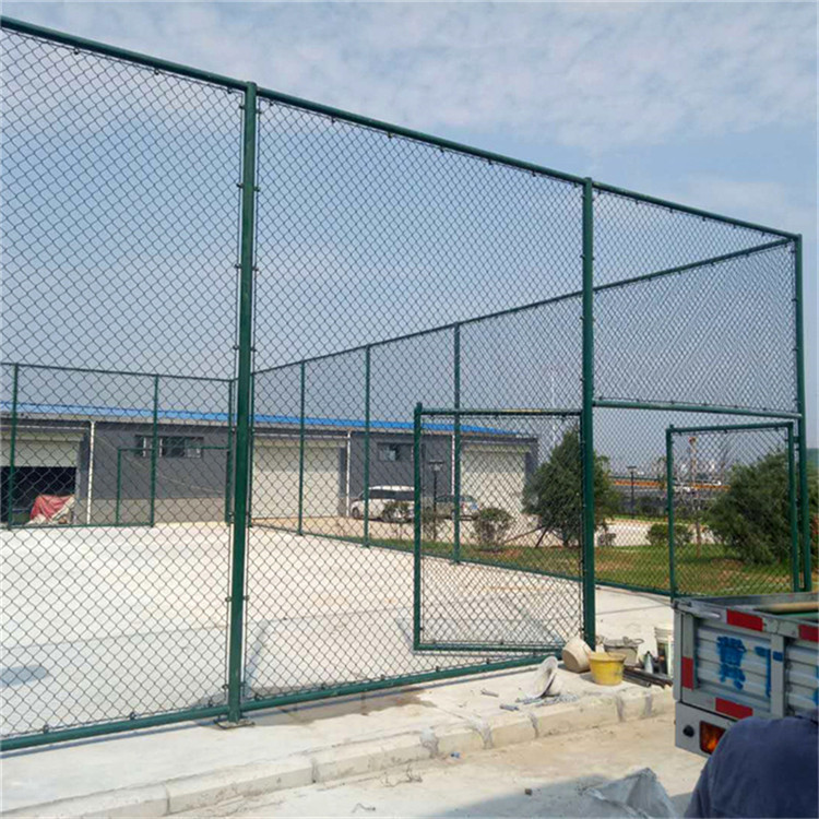 包塑勾花護欄網(wǎng)圖片4 包塑勾花護欄網(wǎng)圖片4