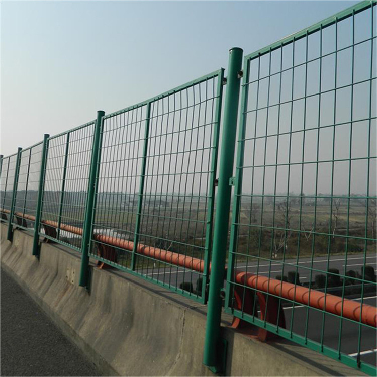 橋梁防拋網(wǎng)圖片2 橋梁防拋網(wǎng)圖片2