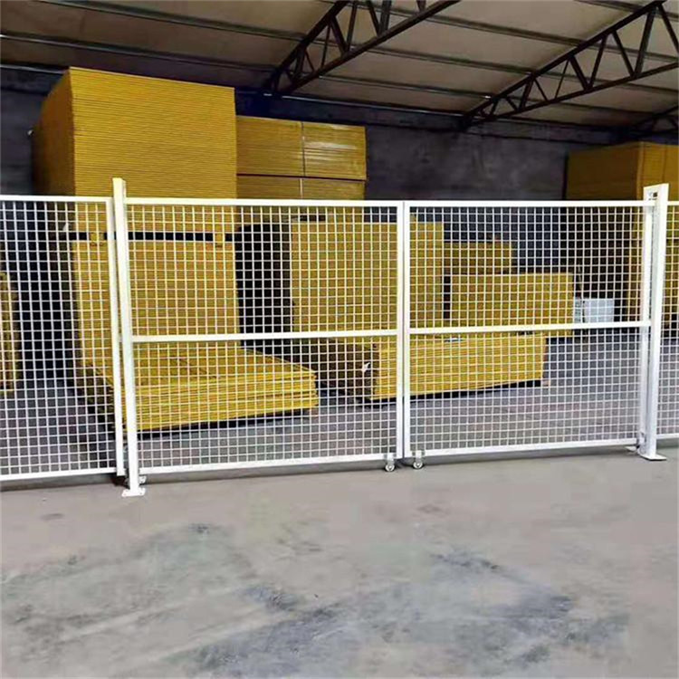 方孔車間隔離網(wǎng)柵欄圖片4 方孔車間隔離網(wǎng)柵欄圖片4