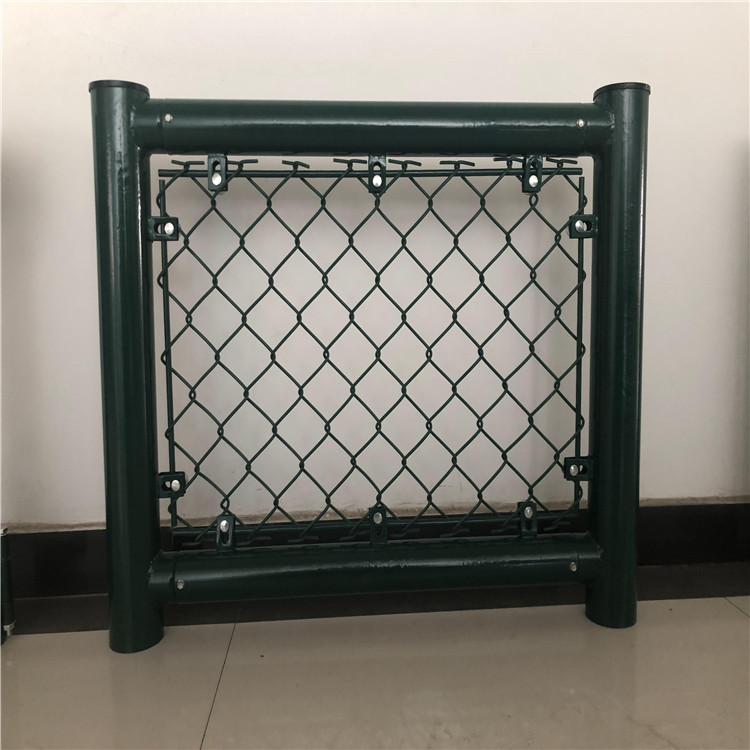 學(xué)?；@球場圍網(wǎng)