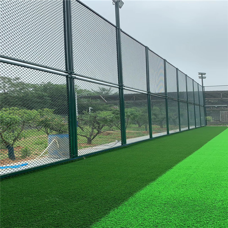 學(xué)校籃球場(chǎng)圍網(wǎng)圖片3