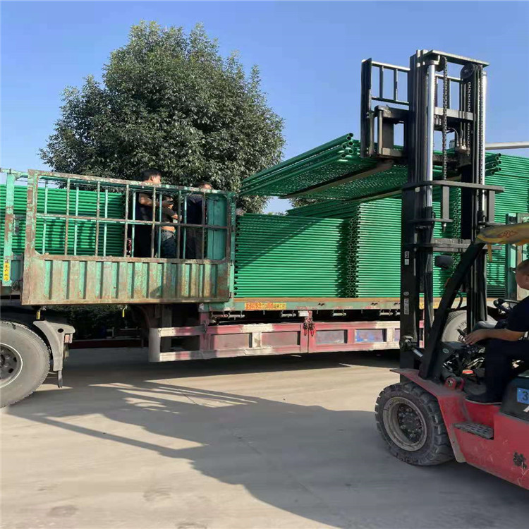 鐵路公路護(hù)欄網(wǎng)圖片1 鐵路公路護(hù)欄網(wǎng)圖片1