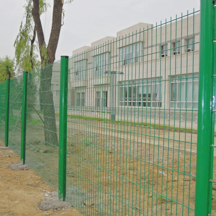 停車場護欄網(wǎng)圖片3 停車場護欄網(wǎng)圖片3