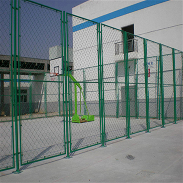 體育訓練場地護欄網(wǎng)圖片1 體育訓練場地護欄網(wǎng)圖片1