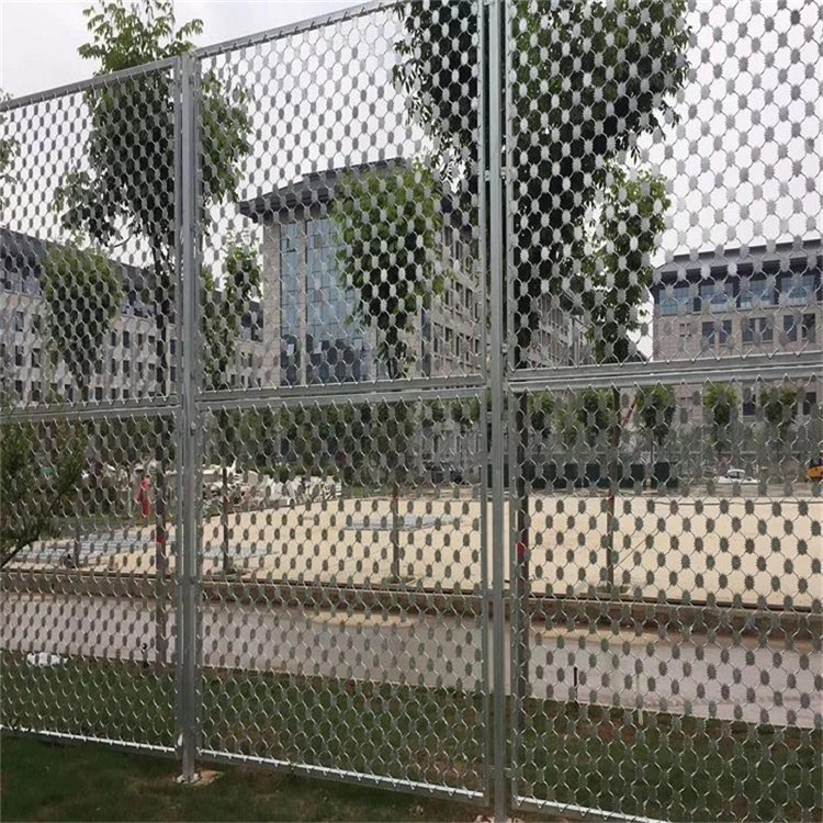 獄用的鐵絲網(wǎng)護(hù)欄圖片4 獄用的鐵絲網(wǎng)護(hù)欄圖片4