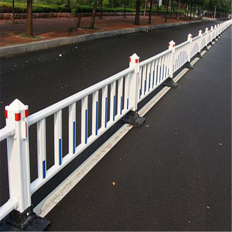 道路市政護(hù)欄圖片1 道路市政護(hù)欄圖片1