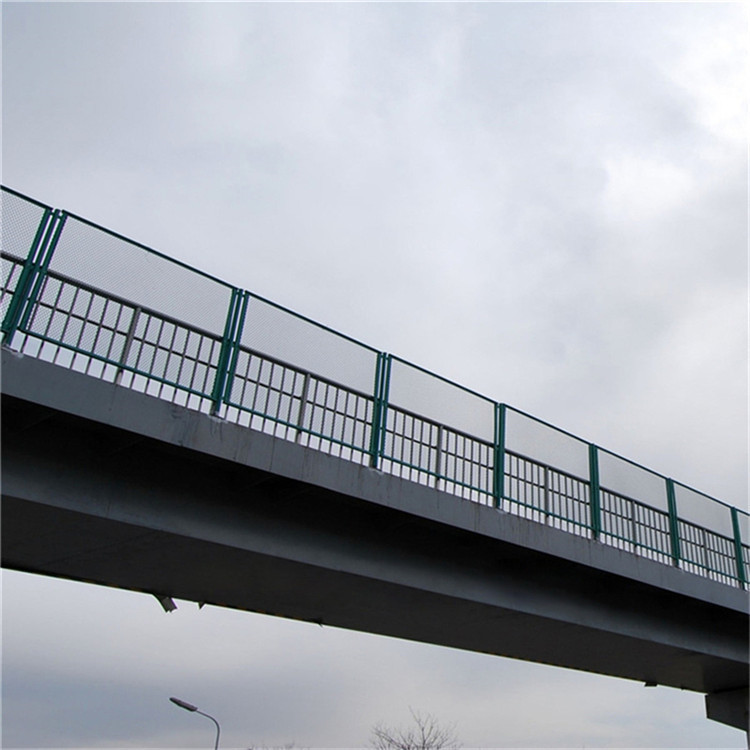 高架橋防物落網(wǎng)圖片3 高架橋防物落網(wǎng)圖片3